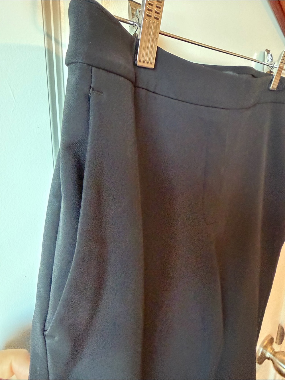 ⚡️NWOT Theory Black Slim Ankle Pull-on Pants - Picture 5 of 6